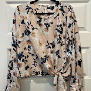Socialite flowy blouse